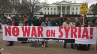 Beyaz Saray Önünde Protesto “Suriye’den Elini Çek”