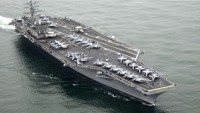 Sipahiler Donanması: ABD uçak gemisi İran savaş gemisine yaklaştı