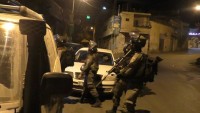İşgal Güçleri Batı Yaka ve Gazze Şeridi’nde 19 Filistinliyi Gözaltına Aldı