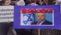 Siyonist İsrail Başbakanı Netanyahu, Yunanistan’da protesto edildi