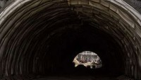 Çin’de Tünel İnşaatı Çöktü: 21 İşçi Enkaz Altında…
