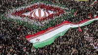 Video: Gül Yapraklarının Arasından Yükselen Nida- İran İslam Devrimi…