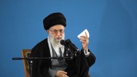 İmam Ali Hamaney: Söz konusu yaptırım ise, İran halkı da yaptırım uygulayabilir ve uygulayacaktır…