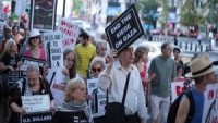New York’da Siyonizm Karşıtları Yürüyüş Düzenledi…