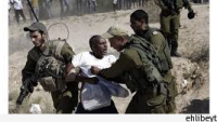 Jerusalem Post, Korsan İsrail’in, Afrikalı göçmenleri önümüzdeki günlerde sınır dışı etmeye başlayacağını bildirdi.