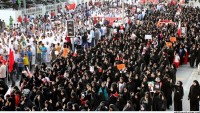 Bahreyn halkı ülke genelinde düzenledikleri eylemlerde Formula-1 otomobil yarışlarını protesto etti.