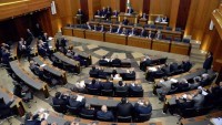 Lübnan meclisindeki cumhurbaşkanlığı seçimi yine ertelendi.