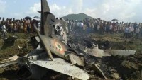 Hindistan Hava Kuvvetlerine ait savaş uçağı düştü