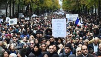 Fransa’da İslamofobiye karşı gösteri yapıldı