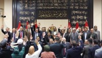 Irak yeni seçim yasasını onaylandı