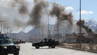 Taliban İki Karakola Birden Saldırdı: En Az 20 Ölü