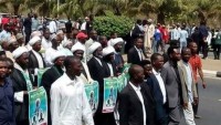 Nijerya halkı Şeyh Zakzaki’ye desteğe devam etti