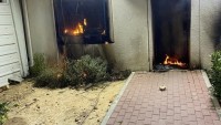 Filistinli Mücahitler Siyonistlere ait bir karakolu daha yaktılar