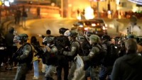 İşgal altındaki Kudüs’te Filistinlilerle Siyonist askerler arasında çatışma