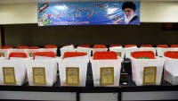 İran’da meclis seçimlerinin ikinci turu başladı