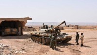 Suriye Ordusu İdlib’de Umel Meyyal Beldesini teröristlerin işgalinden kurtardı