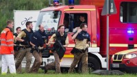 Münih’te silahlı saldırı: Çok sayıda ölü var