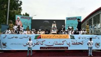 Pakistan Müslümanlarından Hükümete Uyarı