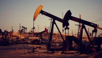 Petrol zengini Arap rejimleri ekonomik iflasın eşiğinde