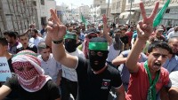 Filistin halkından açlık grevindeki Filistinli esirlere destek gösterisi