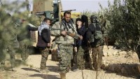 Suriye birlikleri el-Meyadin’in yanı başında