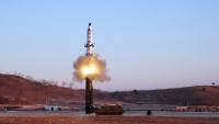 ABD ve Japonya Kuzey Kore için acil toplanma çağrısı yaptı