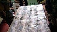 Filipinlerde teröristlere ait nakit paralara el konuldu