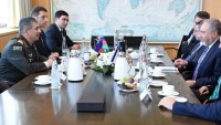 Azerbaycan Savunma Bakanı İsrailli üst düzey komutanlarıyla görüştü