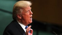 Washington Post: Trump, İran’la ilgili tehlikeli bir yolda ilerlemekte