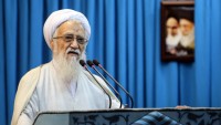 Tahran cuma hatibi: Amerika bütün cinayetlerin ve hıyanetlerin elebaşı