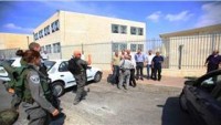 Siyonist İsrail Güçleri Batı Yaka’da 5 Kişiyi Tutukladı
