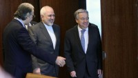 Zarif: İran petrol ihracatını sürdürecektir