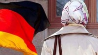 Almanya’da öğretmenlere başörtüsü yasağı kaldırıldı
