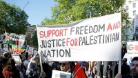 Avusturya’da Halk Siyonist İsrail Rejiminin Vahşi Saldırılarını Protesto Etti