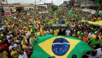 Brezilya da Jair Bolsonaro destekçileri ile karşıtları sokaklara döküldü