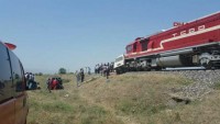 Elazığ’da tren minibüsle çarpıştı: 9 ölü 1 yaralı