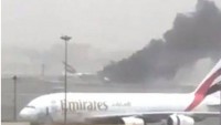 Emirates uçağı havada yandı, havaalanında patladı
