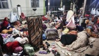 Endonezya’da 45 bin depremzede yardım bekliyor