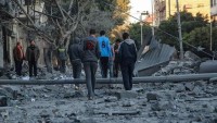 İşgalci Siyonist İsrail Güçleri Hayyuz Zeytun Bölgesinde Bir Grup Filistinliyi Hedef Aldı: 4 Yaralı