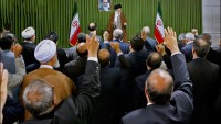 İmam Ali Hamaney, İran İslami Şura meclis başkanı ve üyelerini kabul etti