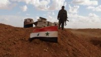 Suriye Ordusu Hama’da IŞİD’e Ait Silah Deposu Ele Geçirildi