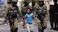 Siyonist Rejim 6 Yaşındaki Çocuğu Tutukladı