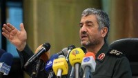 İran Devrim Muhafızları Komutanı: Düşmanlar Tüm Çabalarına Rağmen Yenildiler