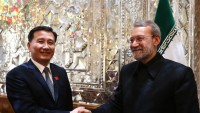 İran meclis başkanı Laricani, Vietnam Parlamento Heyeti ile görüştü