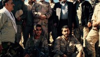 İranlı bakan asker elbisesi giyip Kandil dağlarına çıktı