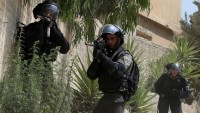 İşgal Askerleri El-İseviyye Mahallesi’nde Bomba Atışı Talimi Yapıyor