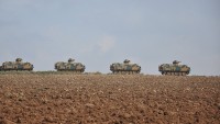 Kilis’in Suriye sınırına yakın kesimlerine askeri sevkiyat yapıldı