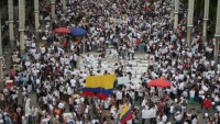 Kolombiyalıların barış yürüyüşü devam ediyor