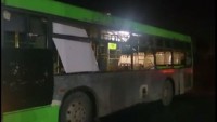 Teröristlerin Şam’a fırlattığı füze yolcu otobüsüne düştü: 9 yaralı