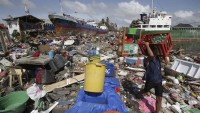 Filipinler’de Haima tayfunu hayatı felç etti: 5 ölü